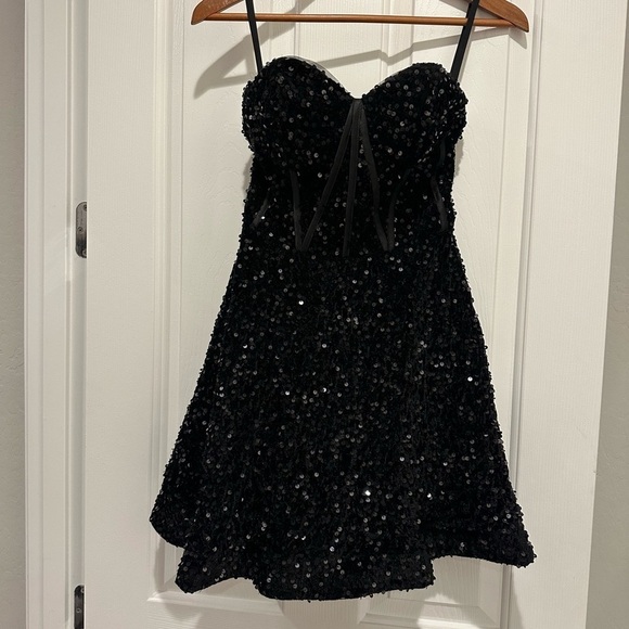 Dresses & Skirts - Witness of Love Black Sequin Strapless Dress Size 4